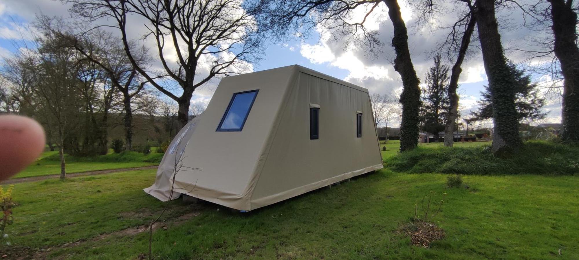 Camping Le Val Aux Fees - Broceliande Concoret Exteriör bild