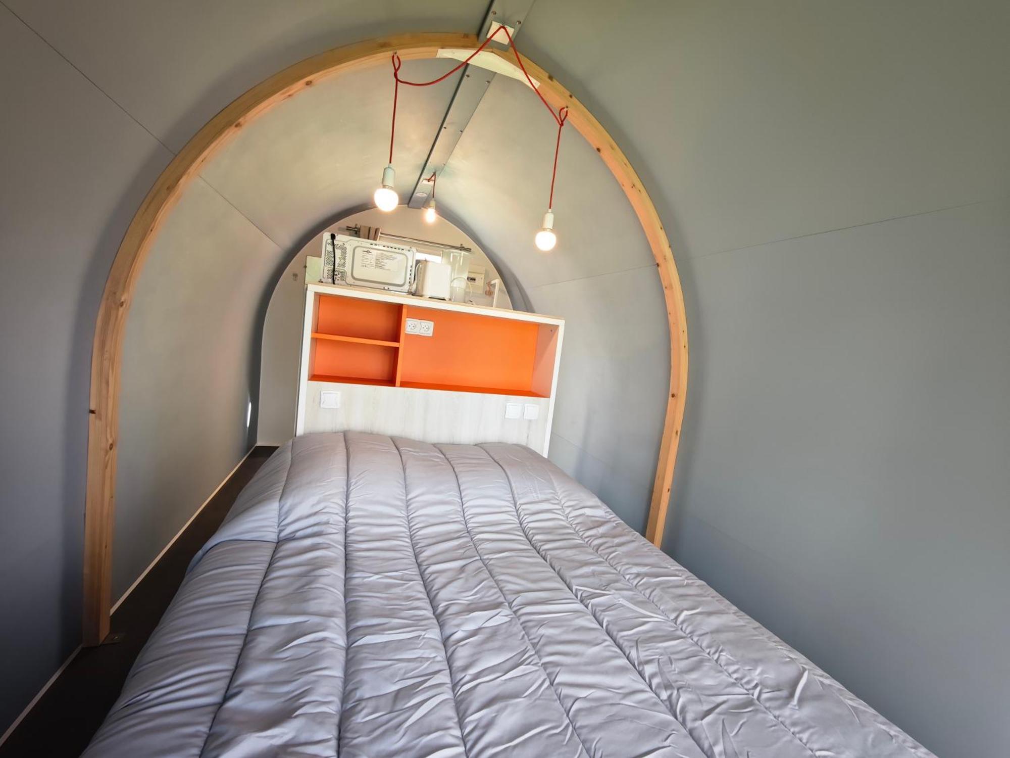 Camping Le Val Aux Fees - Broceliande Concoret Exteriör bild